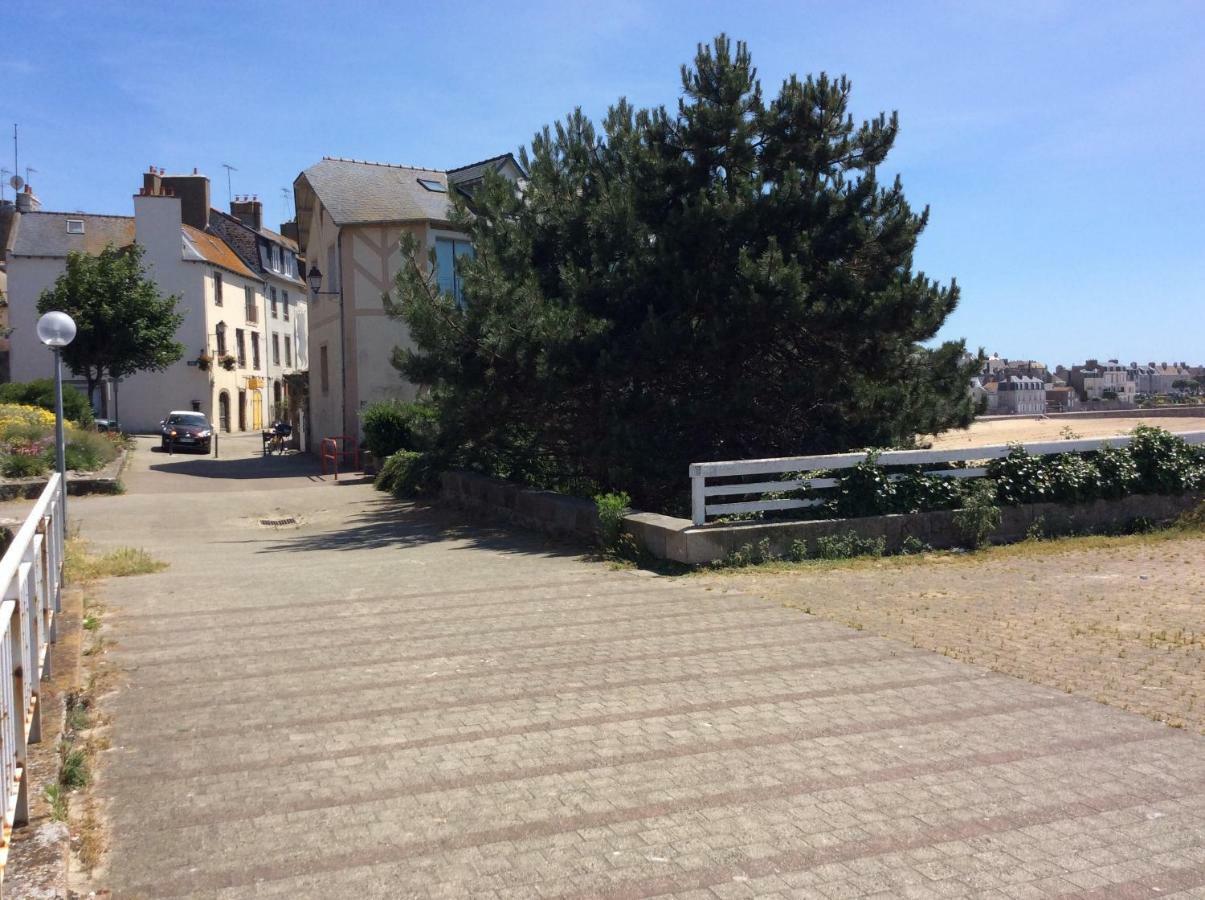 סן מלו Le Dauphine 20M De La Plage מראה חיצוני תמונה